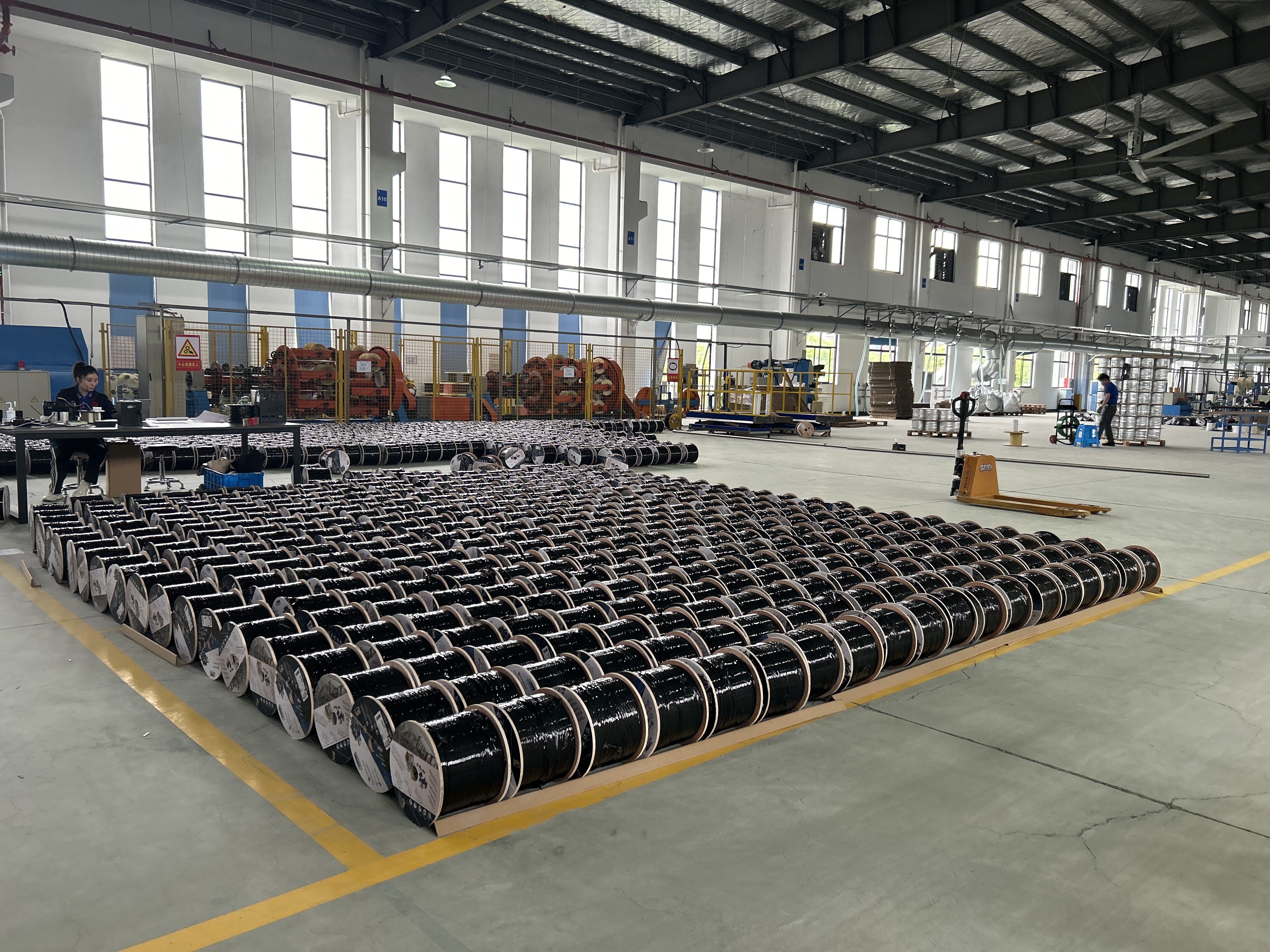 FTTH optical fiber cable